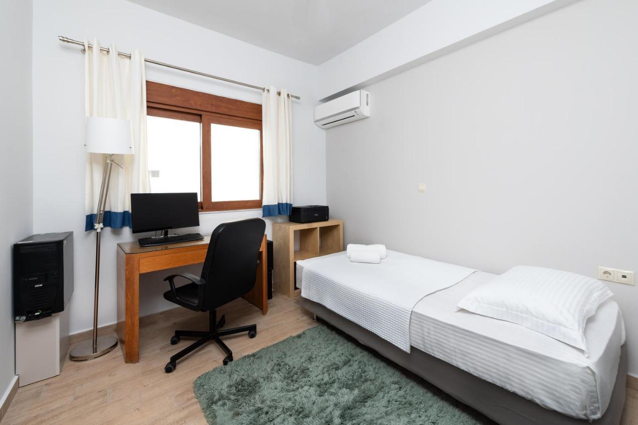 Ritas Modern In-City House Rhodes City Εξωτερικό φωτογραφία